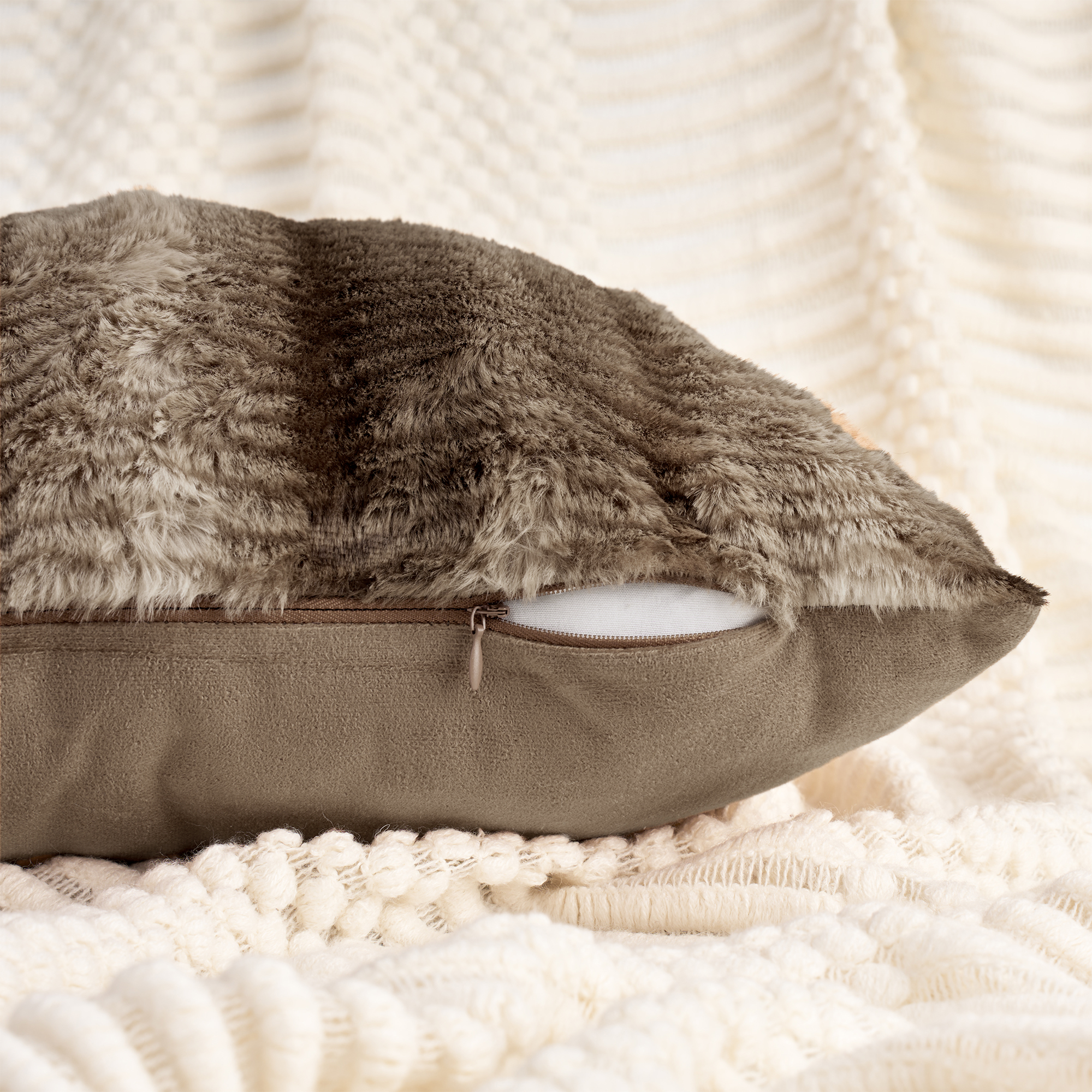 Unique Bargains Pack of 2 Plush Striped Pillow Covers 20" x 12" Brown