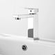 thumbnail image 1 of Grifo para baño, grifo para lavabo con agua fría y caliente disponible, mezclador para lavabo de latón cromado, 1 of 5