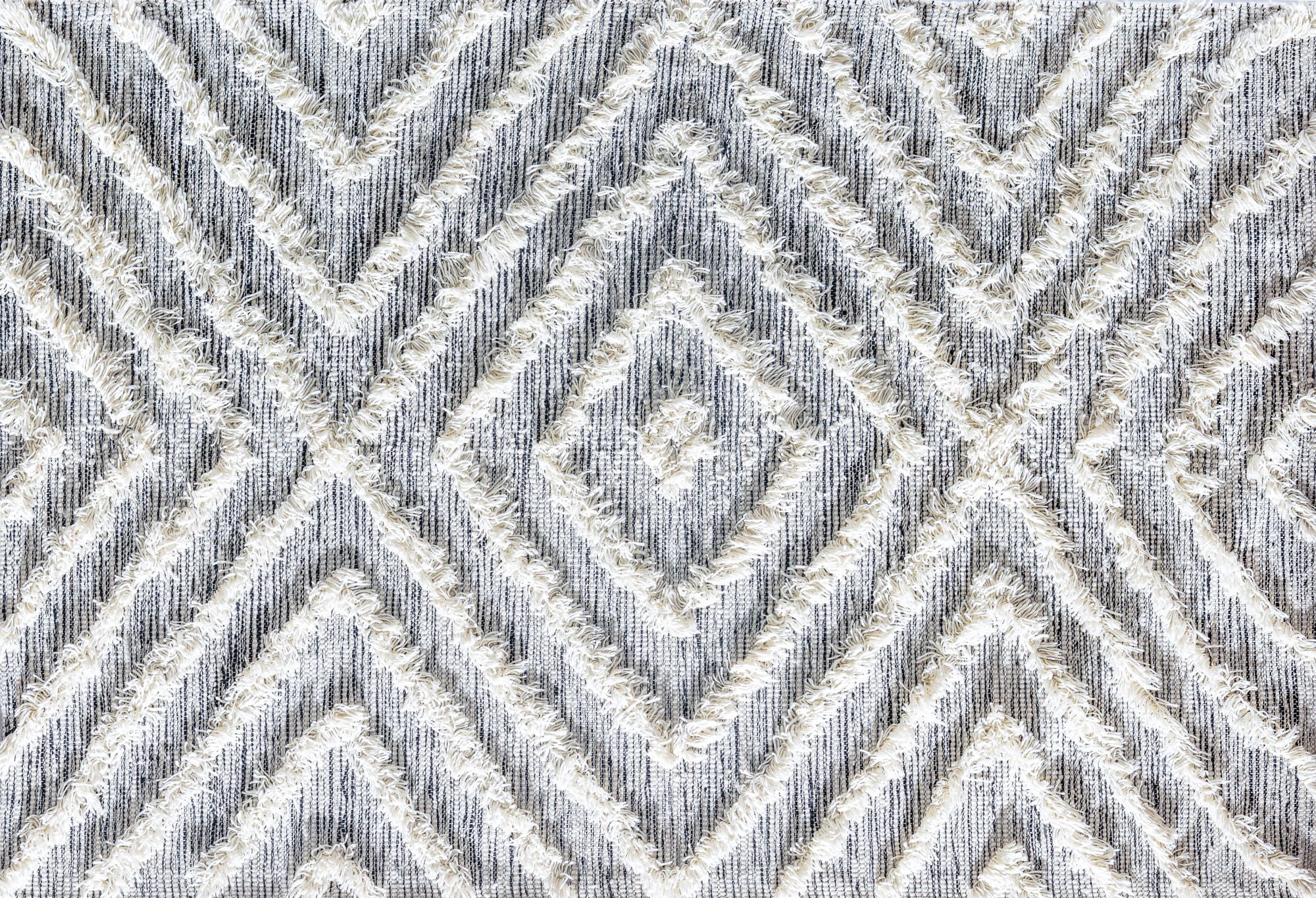 Rugs America Loralai LL10A Diamonds Geometric Contemporary White Area Rug, 5’0”x7’0”
