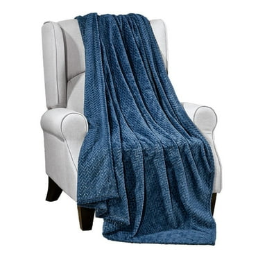 Plazatex Montana plush Decorative Warm and Comfortable Machine Washable Throw 50" x 60" Navy