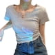 thumbnail image 4 of Camiseta ajustada para mujer, color gris, con escote en V fruncido y cordones laterales, 4 of 8