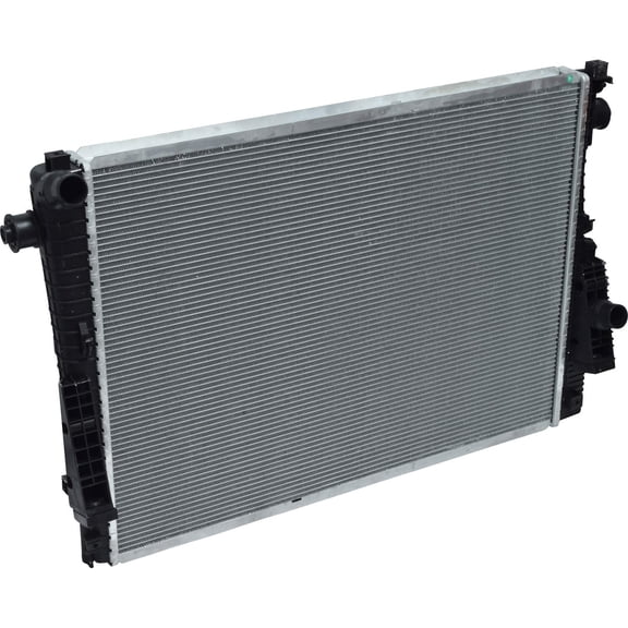 NEW Radiator fits Ford F-250, F-350, F-450, F-550 Super-Duty - 2008 to 2010