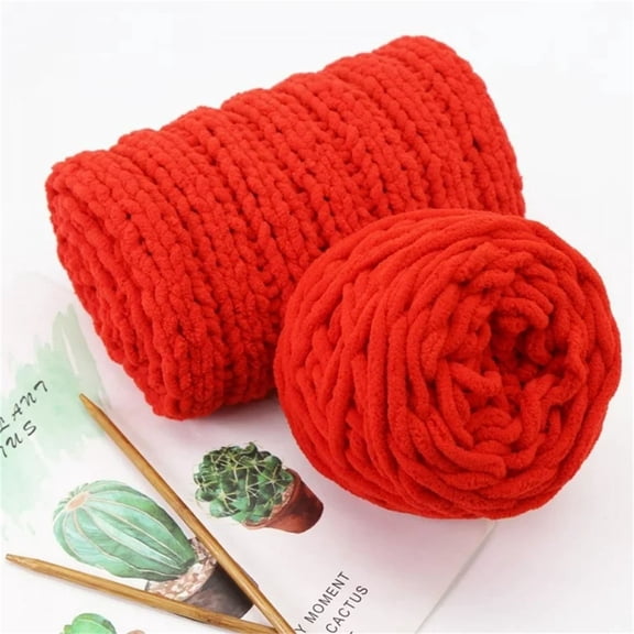 FURNIX Yarn For Crocheting,Fuzzy Chunky Chenille Yarn,Jumbo Knitting Yarn,Crochet Hand Knitting,Super Soft Fluffy Yarn,Washable Craft Yarn,Diy Gifts Blanket Making,Home Decor Projects,8Mm Red