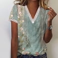 thumbnail image 1 of Tops d'Été pour Femmes Mode T-Shirt d'Été pour Femmes Col en V Dentelle Patchwork Manches Courtes Haut Décontracté Blouse Hauts et Blouses pour Dames Été en Liquidation, 1 of 5