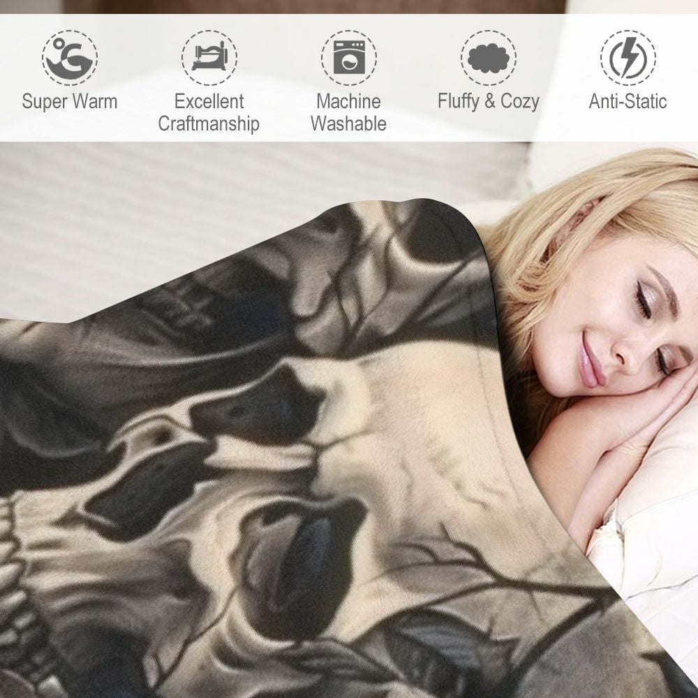 Shiartex  Horror Skull Blanket Gifts for Kids Adults Soft Warm Lightweight Cozy Red Rose White and Black Skulls Throw Blankets for Bed Living Room Sofa Couch Birthday Goth Decor White