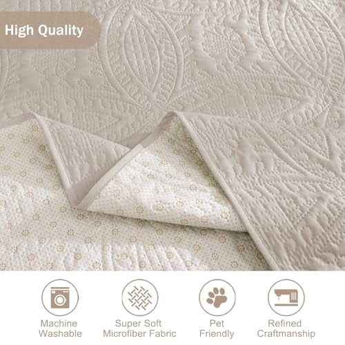 Beige Quilted Loveseat Slipcover for 2-Cushion Sofa, Water-Resistant and Machine Washable Pet-Friendly Couch Cover, Furniture Protector for Living Room (48 Inch)