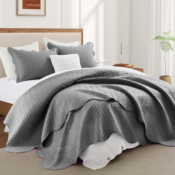 MOONLIGHT20015 Quilt King Size Bedding Set (106" x 96") - 2 Pillow Shams (20" x 36" 2") - Reversible All Season Lightweight 3 Pcs Microfiber Coverlet Set Embossed Quilt Bedspreads (Grey)