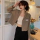 thumbnail image 5 of Blazer corto fino de primavera y verano 2023 para mujer, chaqueta coreana de manga larga, chaqueta corta para mujer, abrigo de traje de color liso con botonadura sencilla, 5 of 6