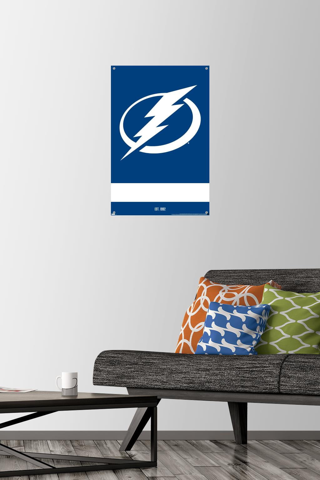 NHL Tampa Bay Lightning - Logo 21 Wall Poster with Pushpins, 14.725" x 22.375"