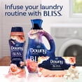 thumbnail image 2 of Downy Infusions Mega - S&aacute;banas secadoras, suavizante de tela para lavander&iacute;a, BLISS, &aacute;mbar y rosa, 130 unidades, 2 of 7