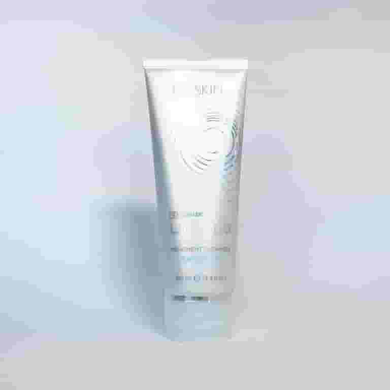 Nu Skin AgeLOC LumiSpa Treatment Cleanser (Sensitive) 100ml / 3.4 Nu Skin AgeLOC LumiSpa Treatment Cleanser (Sensitive) 100ml / 3.4