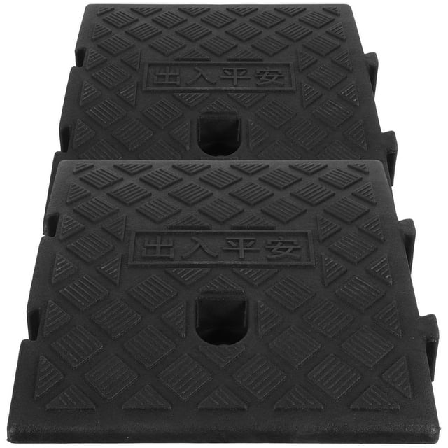 WASHWEPE 2Pcs Sidewalk Ramps for Vehicles Black Triangular Vehicle Ramp Easy Installation Driveway