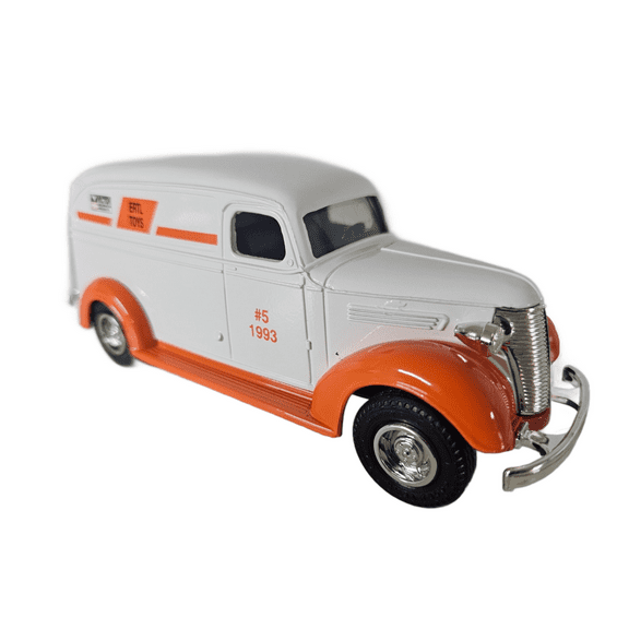 Vintage 1993 ERTL Toys 1938 Chevy Panel Truck Die-cast Bank 1:25 Scale (White/Orange)