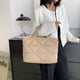thumbnail image 4 of Bolso Bolso de moda Otoño Invierno Algodón Acolchado Bolso con asa superior (triángulo caqui), 4 of 8