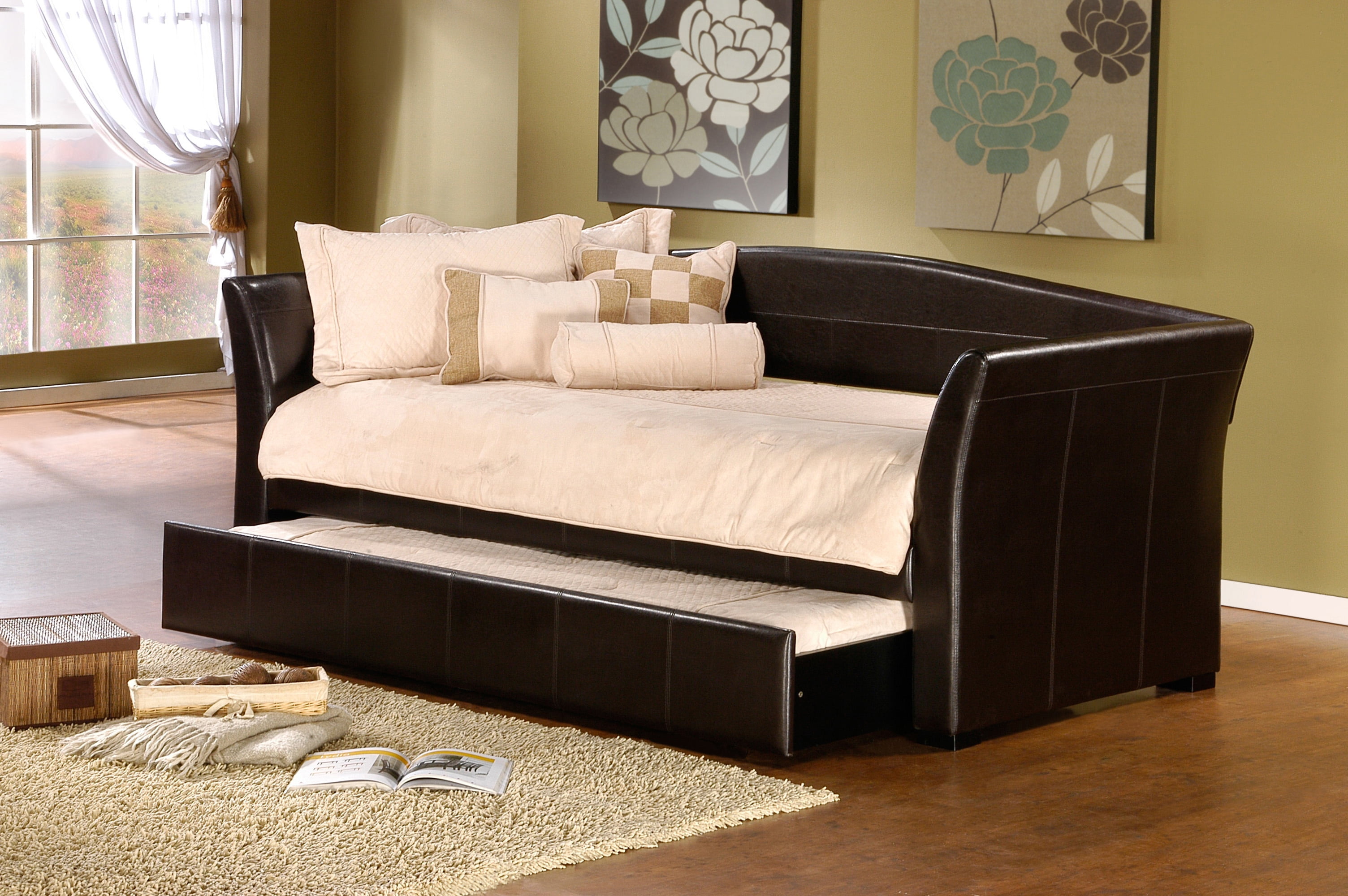 Hillsdale Furniture Montgomery Daybed Brown Trundle Included