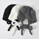 thumbnail image 2 of Gorro de invierno con orejas de oso de peluche, cálido y cómodo, para todos los tamaños de cabeza, de poliéster., 2 of 5
