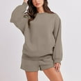 thumbnail image 4 of Ensemble de 2 Pcs pour Femmes 2023 Mode Col Rond Couleur Unie Blouse Manches Longues Hauts Chandail en Molleton Shorts Ensemble Décontracté en Liquidation, 4 of 7