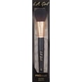 thumbnail image 3 of Brocha de maquillaje pro de L.A. Girl, colorete, 1 unidad, 1 libra, 3 of 3