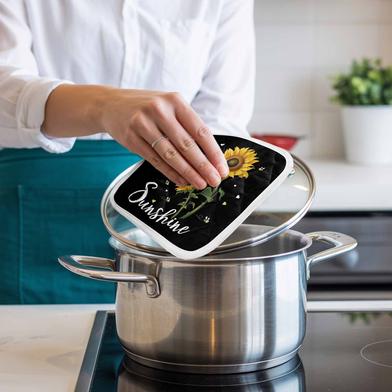 Yellow Sunflower Pot Holders for Kitchen Heatproof Potholder, 3 Pack Summer Flower Bee Sunshine Black Hot Pads Multipurpose Oven Pads Cloth Potholders Trivet for Cooking Baking