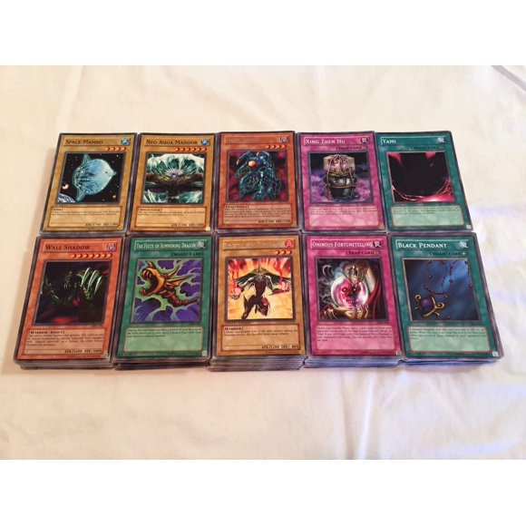 500 Cartes Yugioh Assorties Incluant des Cartes Rares, Ultra Rares et Holographiques