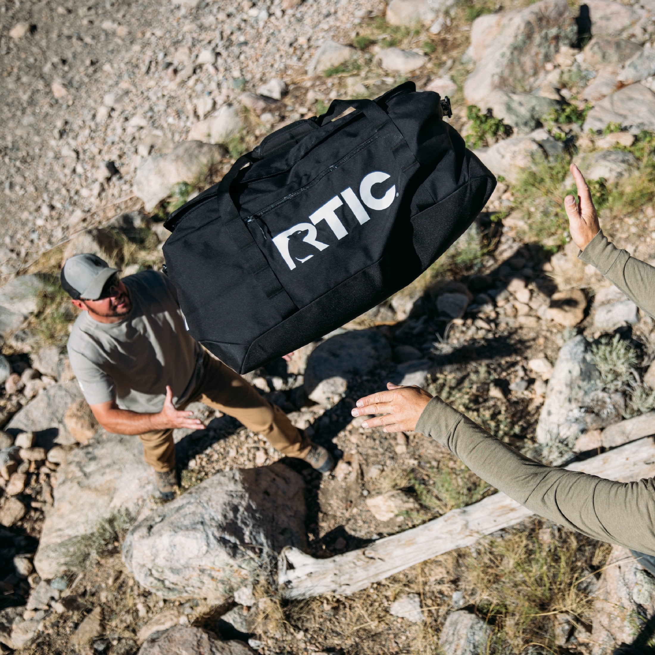 RTIC Road Trip Duffle Bag, Medium, Water Resistant, Durable Fabric, Black