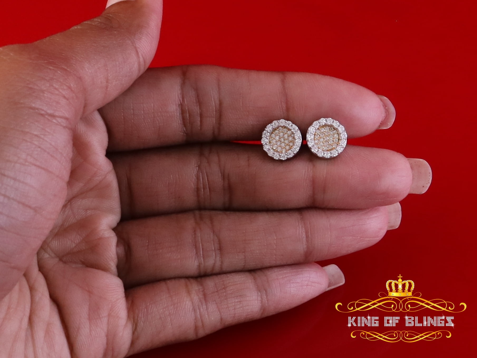 King of Bling's 925 Yellow Silver 0.66ct VVS 'D' Moissanite Round Stud Earring Men's/Womens