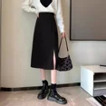 thumbnail image 2 of Falda ajustada a la cadera negra con abertura lateral elegante y adelgazante de longitud media y cintura alta para mujer primavera verano 2024, 2 of 4