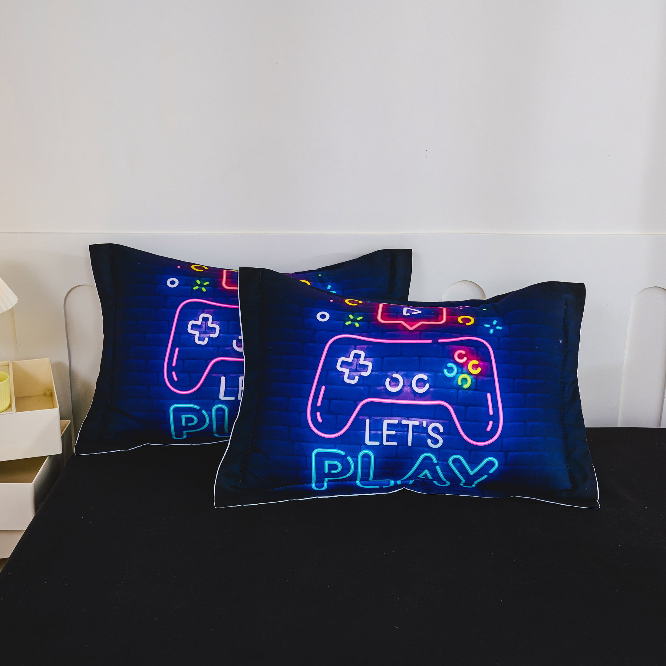 Koniroom 6 Pieces Neon Gamer Comforter Set Twin Size for Boys, Kids Bedroom Decor Soft Gaming Bedding, Video Game Controller Design Bed Set, Black Purple