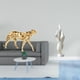 thumbnail image 2 of Escultura De Resina De Guepardo Con Plumas Doradas, Figura De Animal Moderna, Adorno Decorativo De Mesa Para Oficina, Hogar, Gabinete, Decoración, 2 of 8