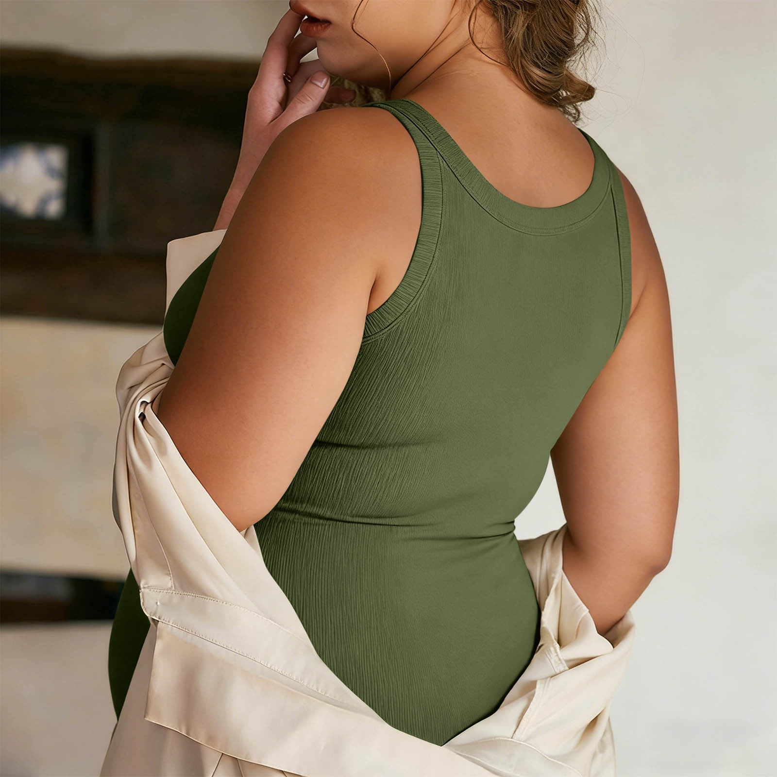 ylioge Womens Plus Size Tank Tops Built in Bras L-5X Sleeveless Crewneck Camisoles Pullover Stretchy Slim Solid Color Basic Loungewear Workout Vests