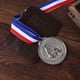 thumbnail image 5 of Medallas de premio ganador Colección de medallas de juegos escolares Medallas de juegos de competición de fútbol Útiles escolares Barbie Nuevos Originales, 5 of 9