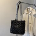 thumbnail image 3 of Bolso Otoño Invierno de mujer Cadena Algodón Acolchado con asa superior de viaje, 3 of 9