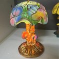 thumbnail image 4 of Lámpara de mesa de hongos Decoración de luz de escritorio colorida artesanías de resina seta luz fantasía decoración del hogar, 4 of 5
