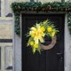 thumbnail image 4 of Decoración de puertas con corona – Guirnalda de flores artificiales, decoración de puertas principales de primavera, tapices de pared para fiestas de boda, plástico y tela, 1 pc, 4 of 8