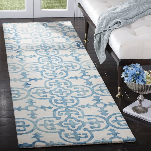 Safavieh Dip Dye Flower Distressed Wool Runner Rug, Ivory/Turquoise, 2'3" x 6'