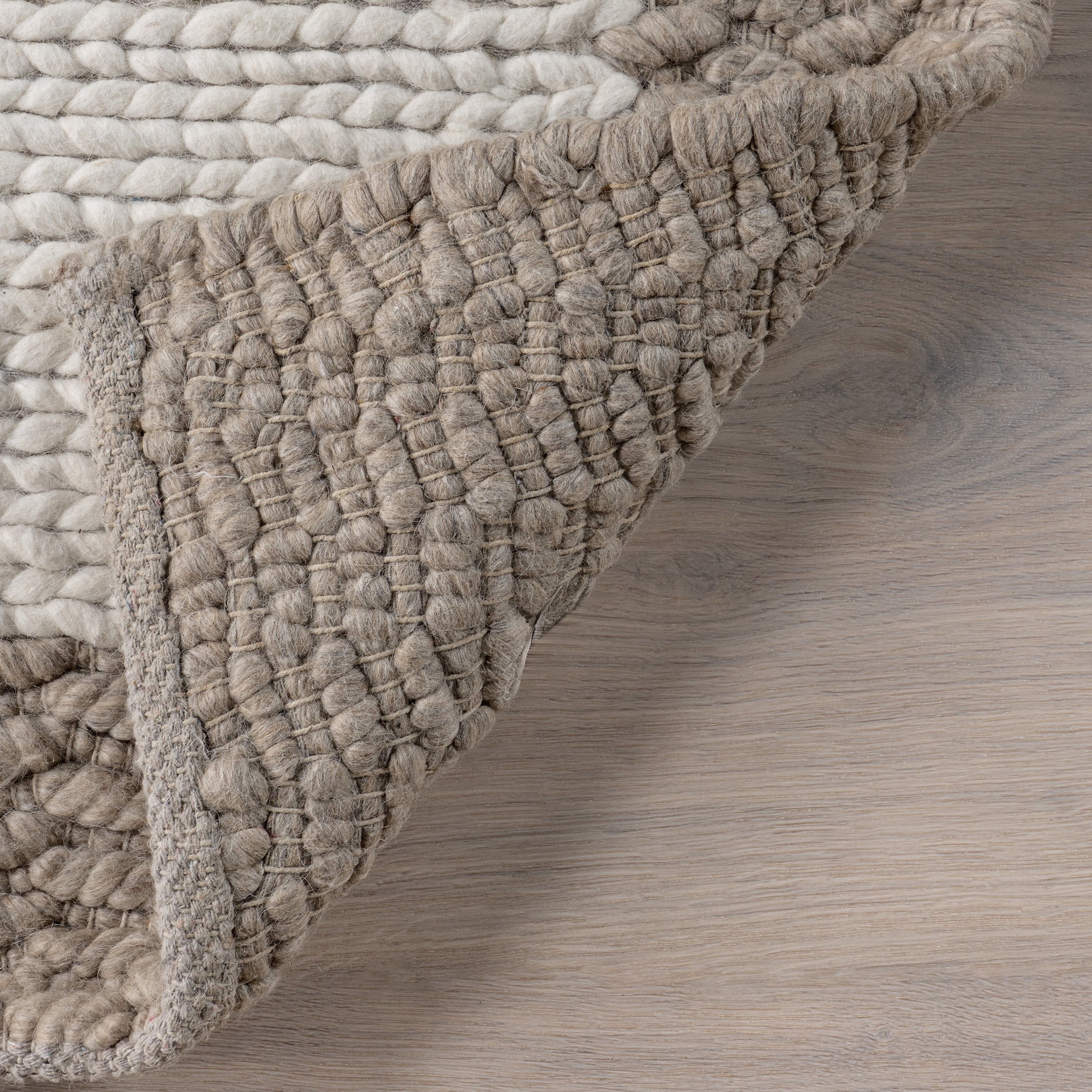 nuLOOM Aster Chunky Knit Wool Area Rug, 5' x 8', Ivory