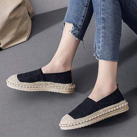 

Tdoqot Women s Flat Sandals- Casual Summer Comfy Womens Sandals Black Size 4.5