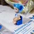thumbnail image 4 of Muñeca de escritorio para sentarse Sonny Angel, edición del 11.° aniversario, regalo de cumpleaños, caja sorpresa hecha a mano, 4 of 5