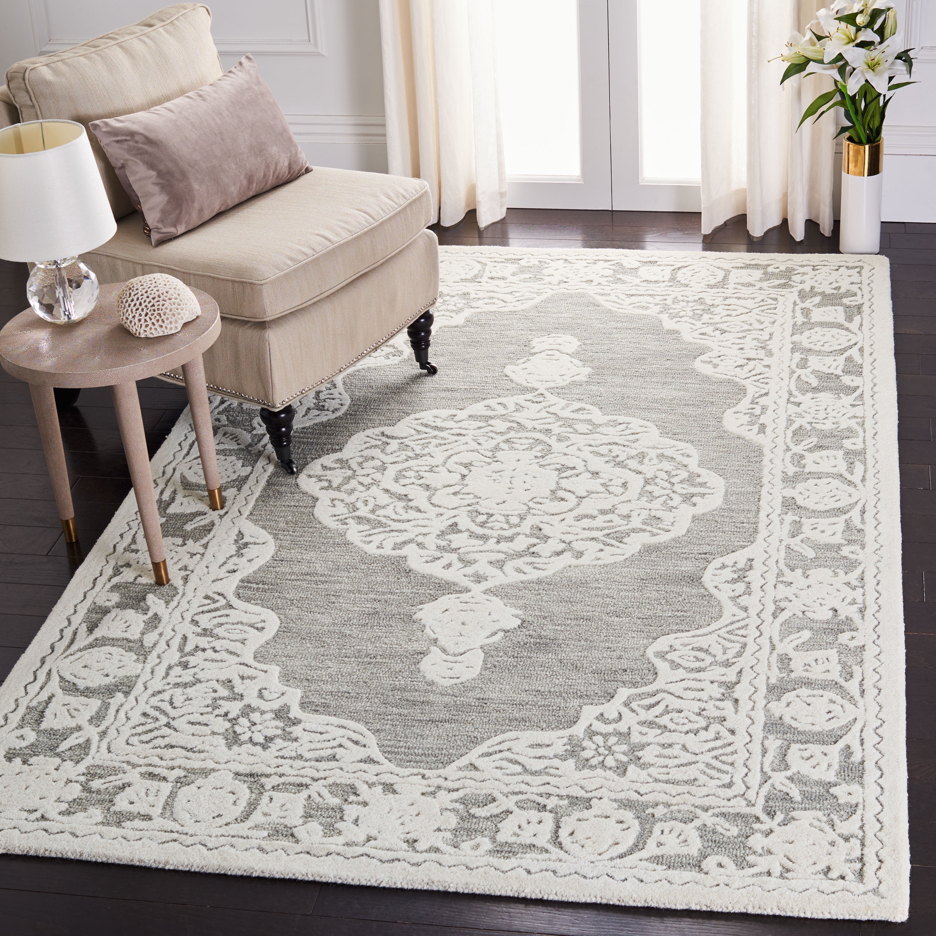 SAFAVIEH Micro-Loop Antonio Medallion Area Rug, Grey/Ivory, 5' x 5' Square