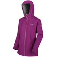 thumbnail image 1 of Regatta - Chaqueta Impermeable Hamara III para Mujer (Purpura Carmesí), 1 of 2