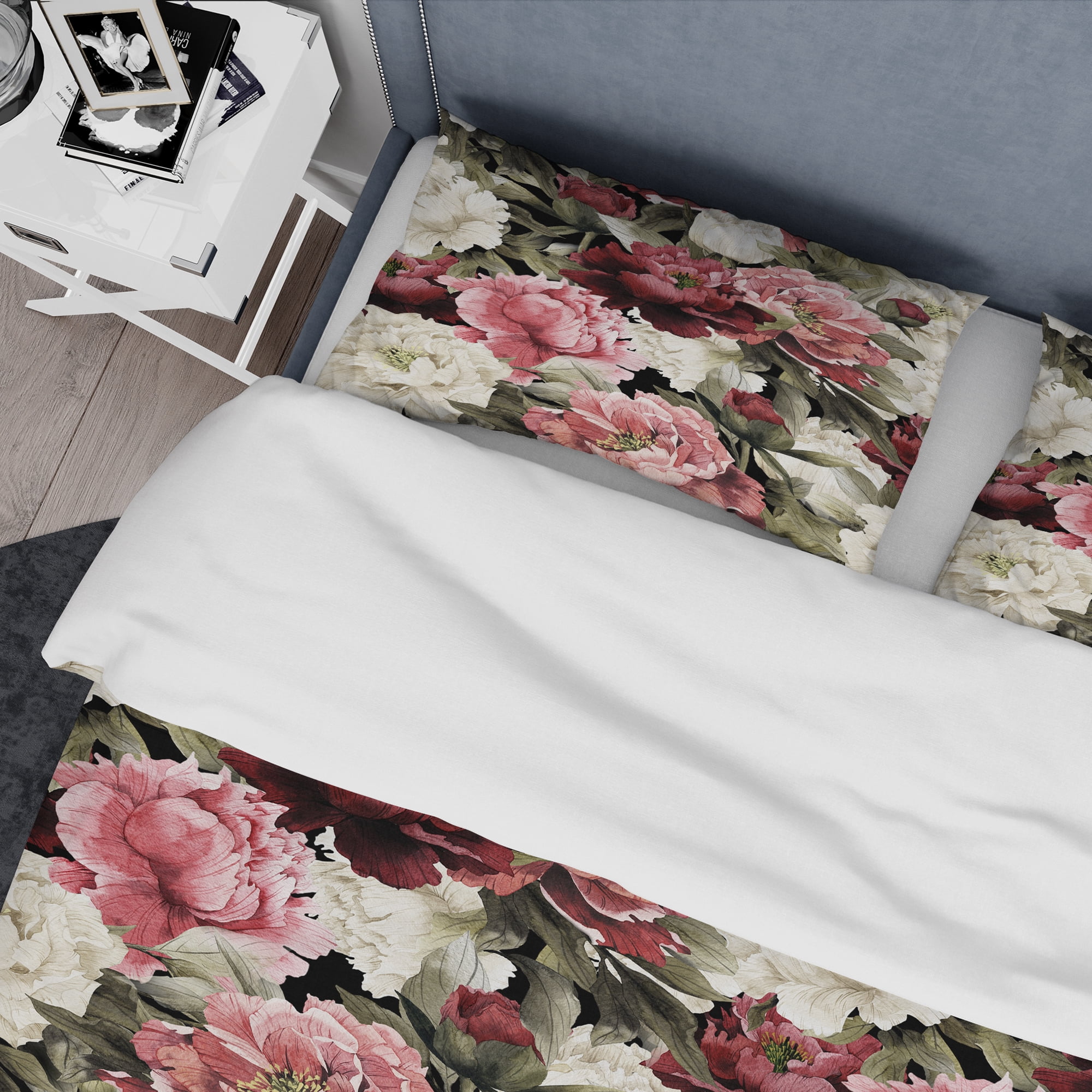 Designart 'Floral Pattern with Peonies' Bohemian & Eclectic Duvet Cover Set