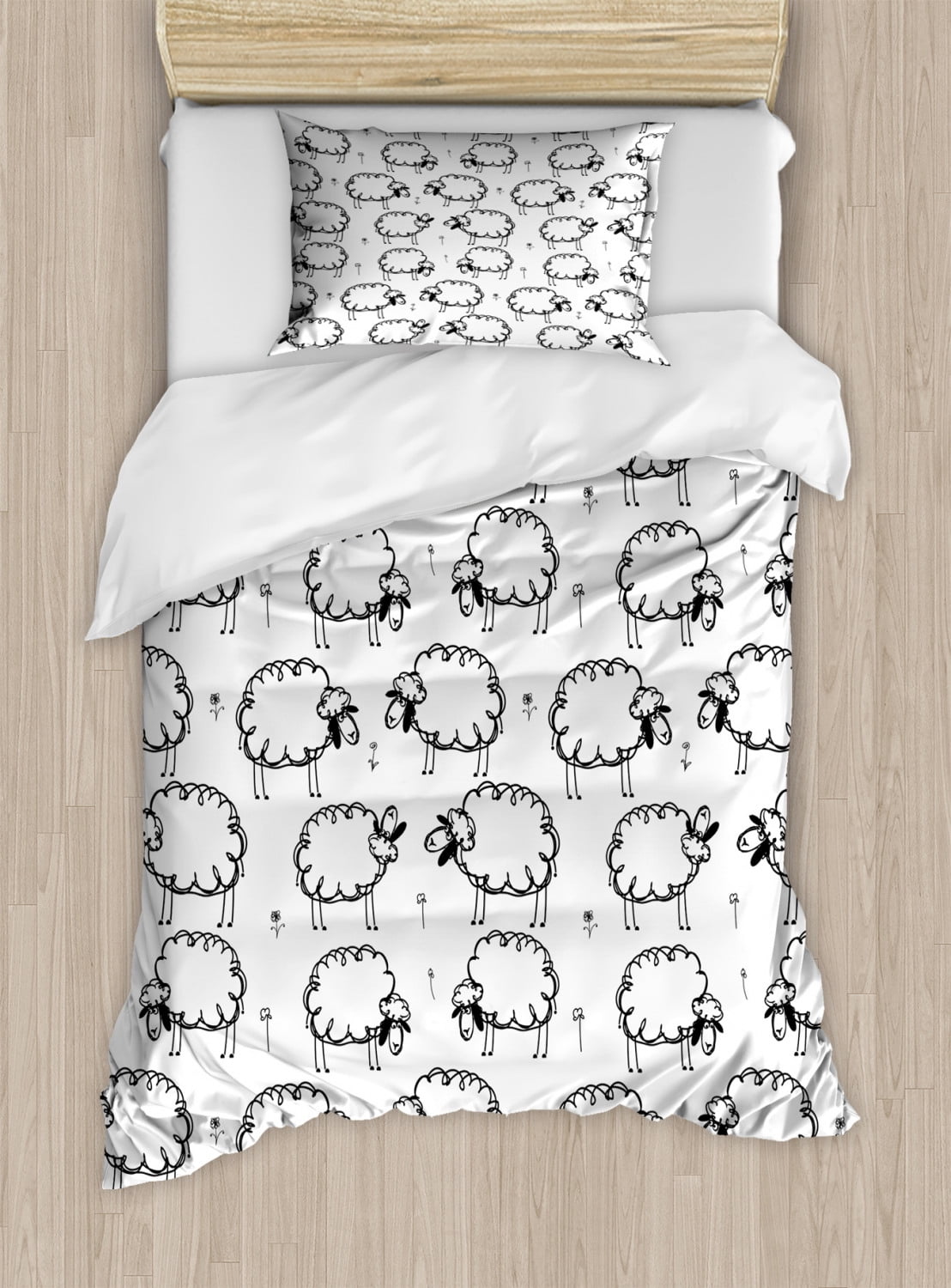 Funny Duvet Cover Set, Funny Sheep Patterns on Meadow with Flower Comic