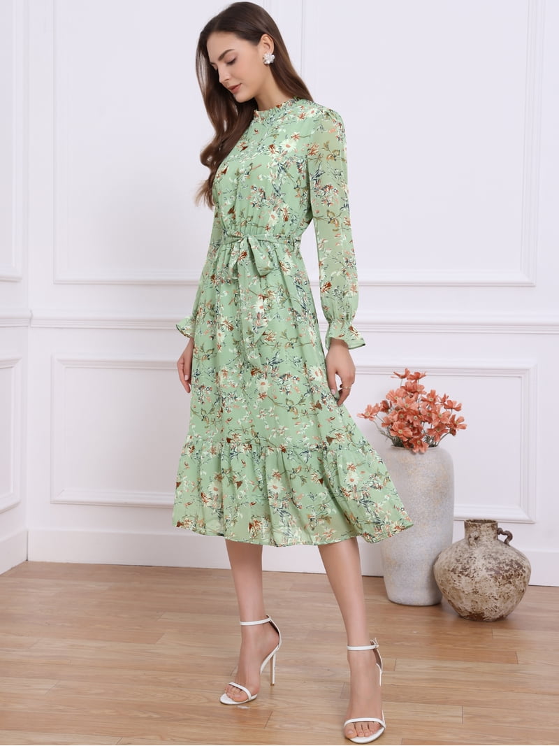 back ruched dress White Backless Tie-back – AROLORA Size:M AUS 100% Cotton Smocked Fit 57 Model is wearing SAGE GREEN DRESS