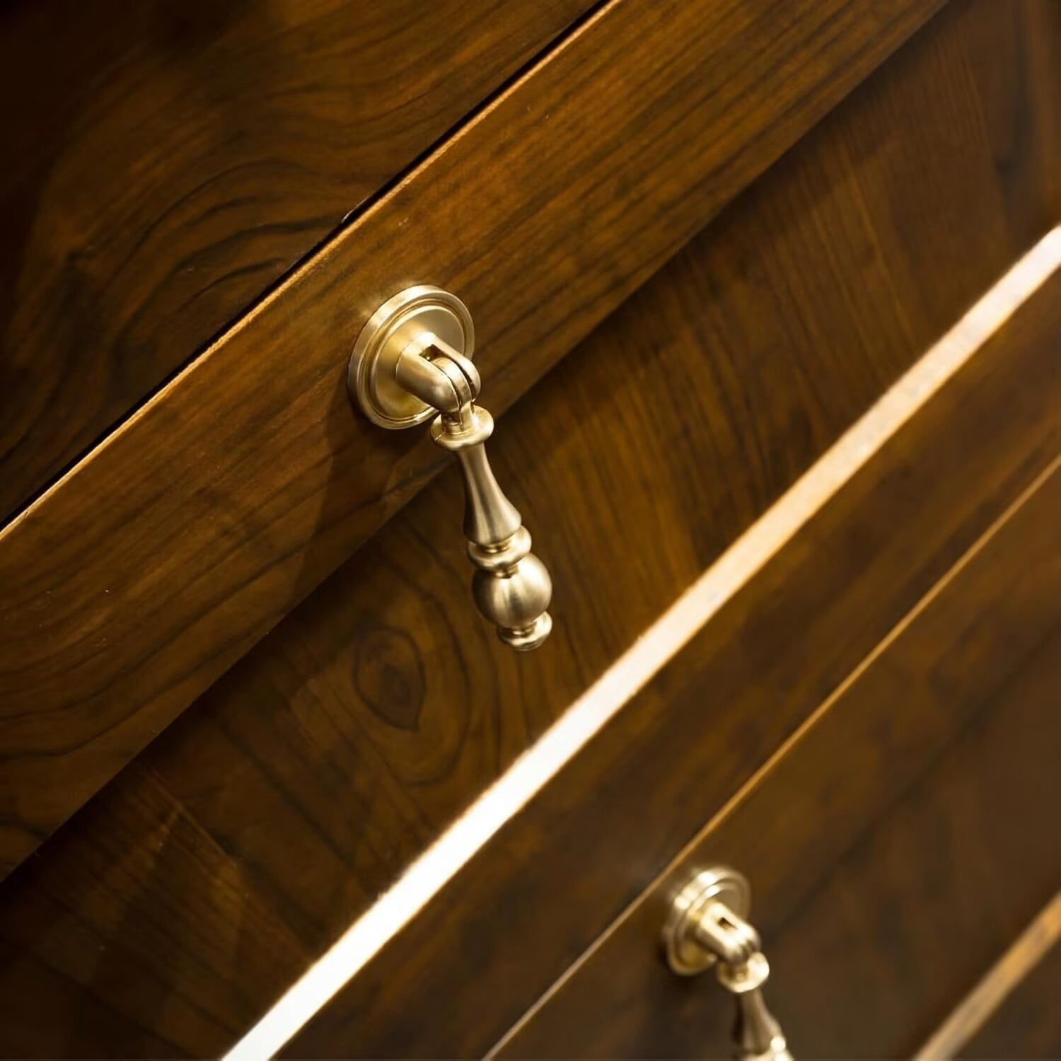 HDJNal 10 Pcs Vintage Drop Cabinet Pulls 2.55 Inch Zinc Alloy Drawer Handles Brushed Gold Dresser Knobs Decorative Pendant Style Hardware for Kitchen Cabinets Nightstand Cupboard