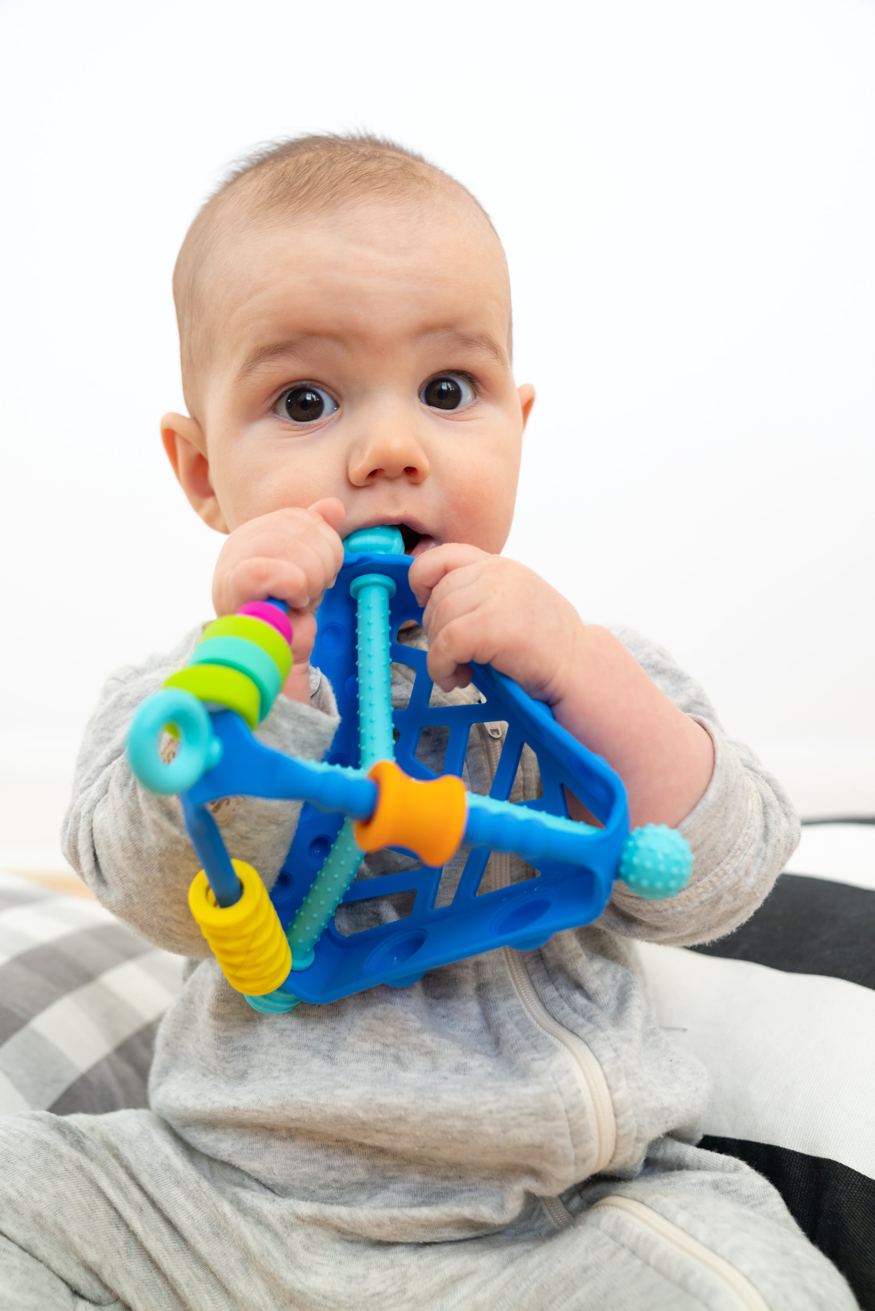 Mobi Wigloo Sensory Toy for Babies & Toddlers Silicone Montessori Toy for Teething