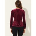 thumbnail image 4 of Blusa de mujer con cuello en V y manga larga de terciopelo con pliegues delanteros y botones borgoña L, 4 of 5