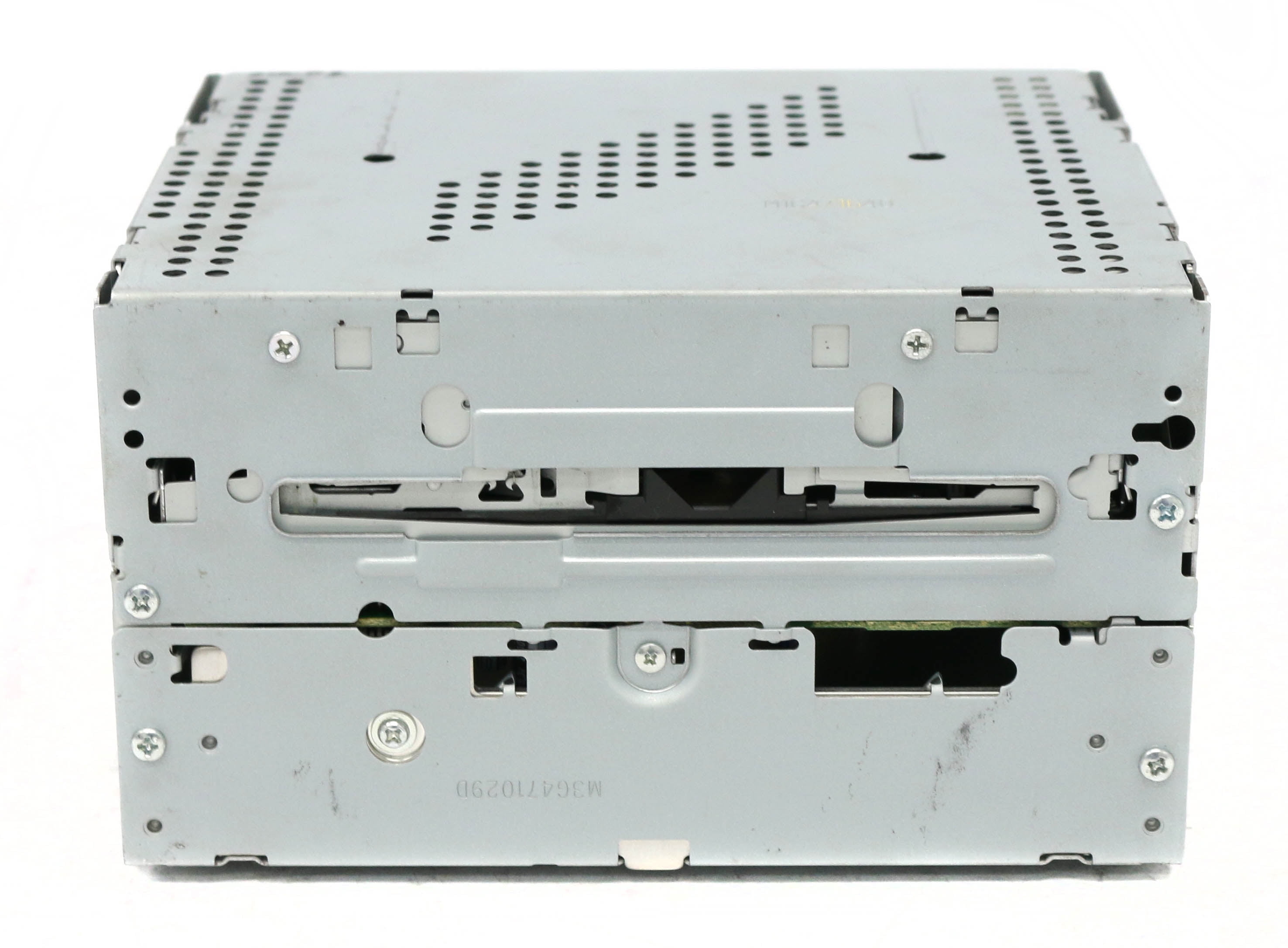 Restored 2008-2012 Nissan Titan Receiver AM FM mp3 w 6 Disc CD 28185ZR20A (Refurbished)