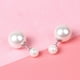 thumbnail image 4 of Pendientes de tuerca de doble perla para mujer, pendientes de perlas blancas planas, regalo de cumpleaños y Navidad para mujer, 4 of 5