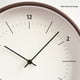 thumbnail image 3 of Reloj de pared de lujo, silencioso, a pilas, for salón o hogar., 3 of 5