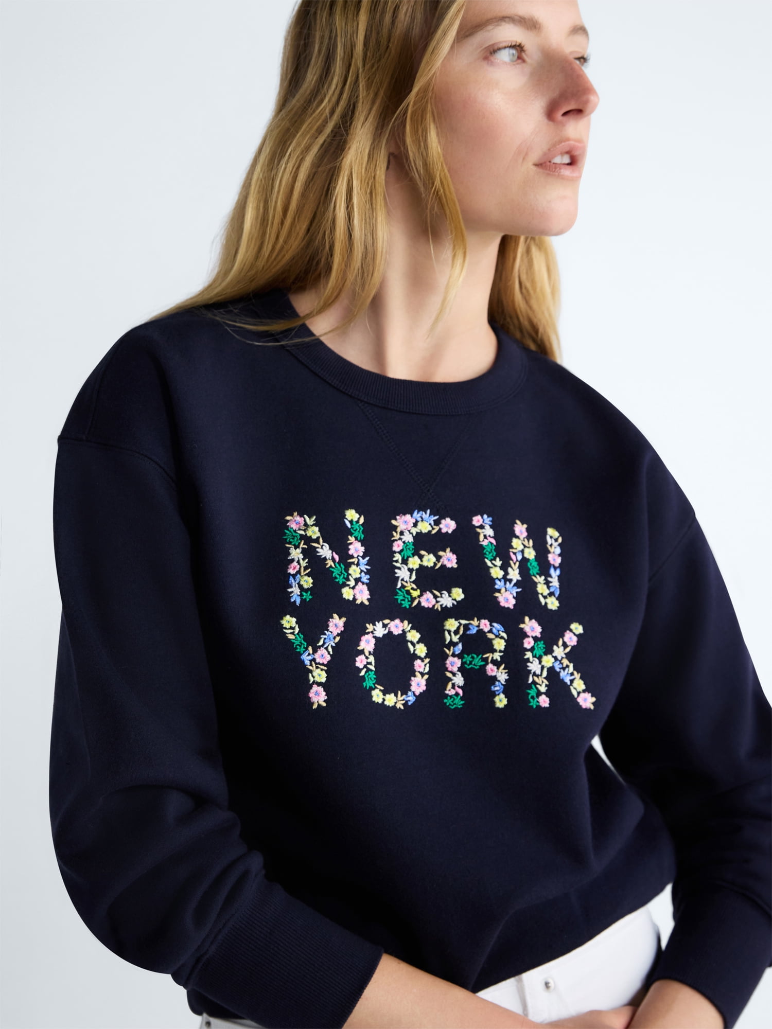 Free Assembly Women's and Women's Plus New York Embroidered Shrunken Sweatshirt, Sizes XS-4X